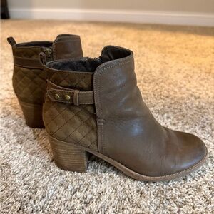 Sperry Brown Quilted Ankle Booties